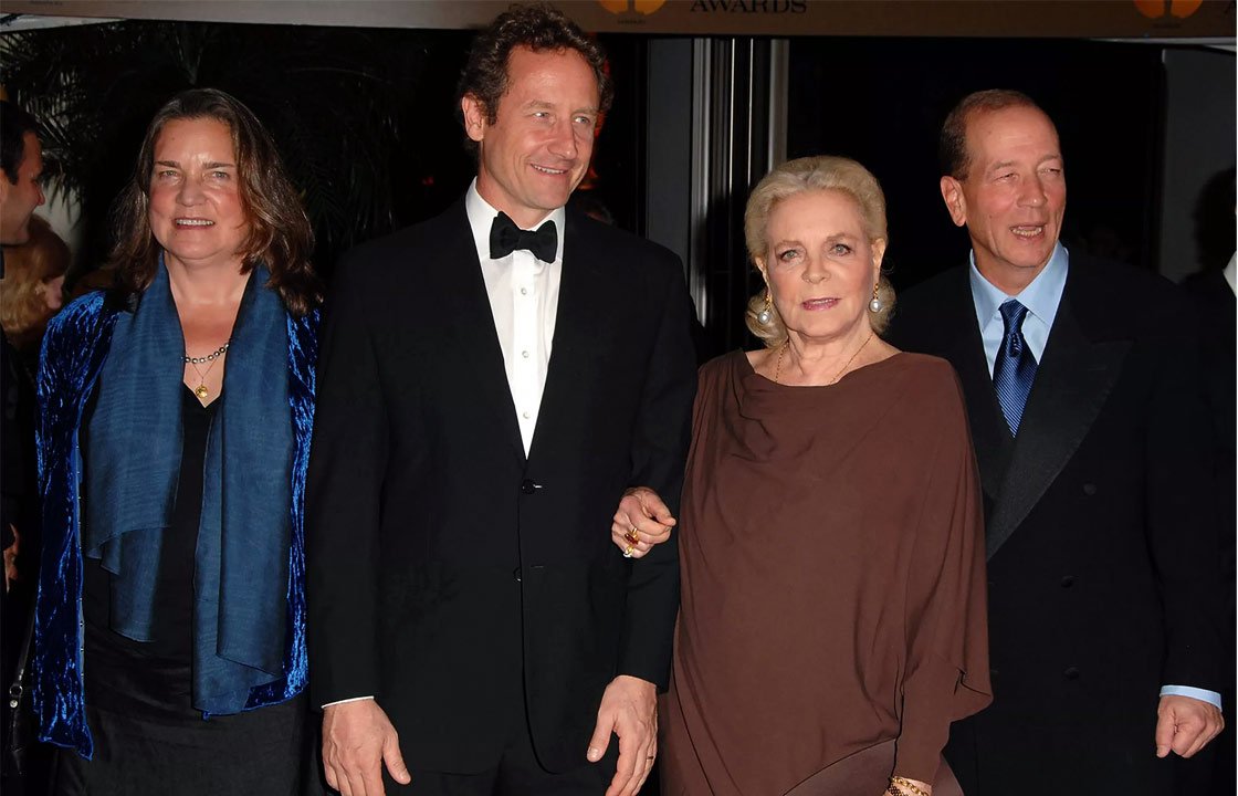 Leslie Bogart With Her Brothers