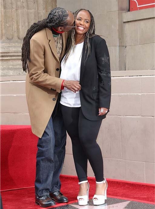 Laurie Love With Snoop Dogg