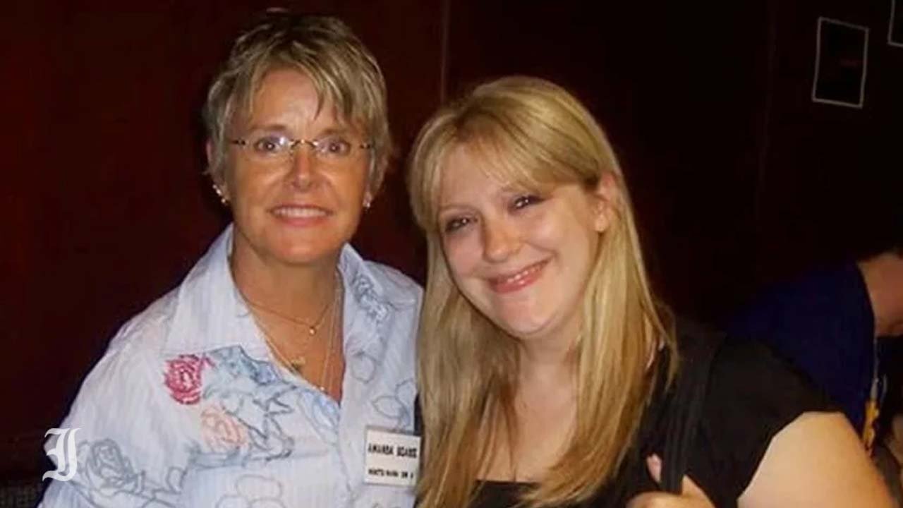 How She Met Amanda Bearse