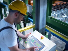 Working Principle & Key Applications of a UTM Machine