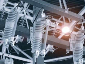 Conductor vs Insulator: Key Differences in Heat Transfer