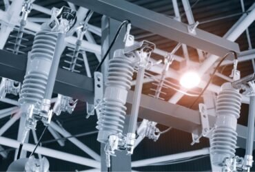 Conductor vs Insulator: Key Differences in Heat Transfer