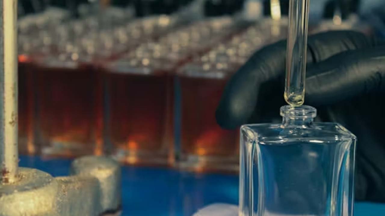 Sourcing Premium Fragrance Ingredients for Perfumery