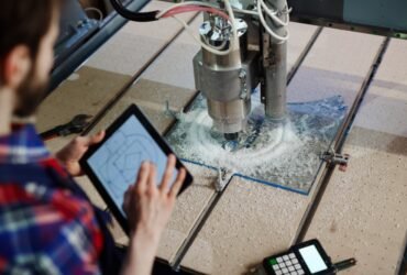 How CNC Machinery Improves Precision Manufacturing