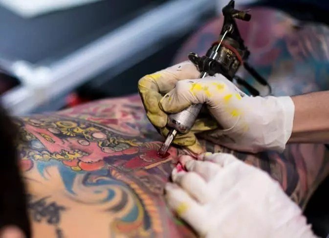 How Tattoo Artists Combine Japanese and Realism Styles in One Composition