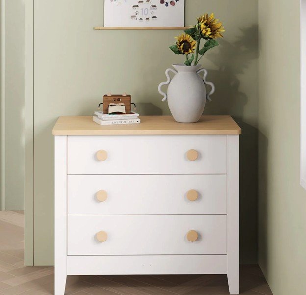 White Chest of Drawers for Kids: How to Choose the Right One for a UK Child's Bedroom