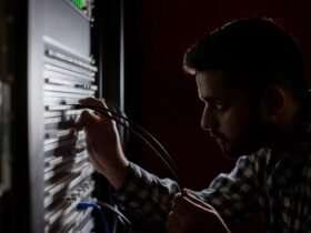 5 Signs Your Enterprise Network Infrastructure Needs a Specialist
