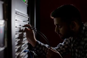 5 Signs Your Enterprise Network Infrastructure Needs a Specialist