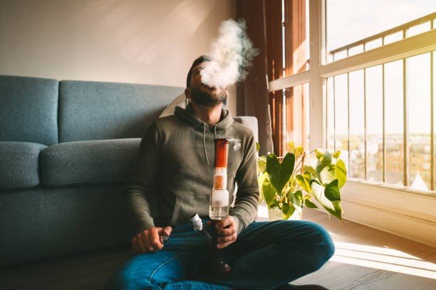 How Glass Manufacturing Has Influenced Modern Smoking Accessories