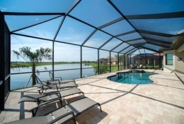 The Importance of Screen Enclosures in Maintaining Clean, Safe, and Comfortable Pool Environments