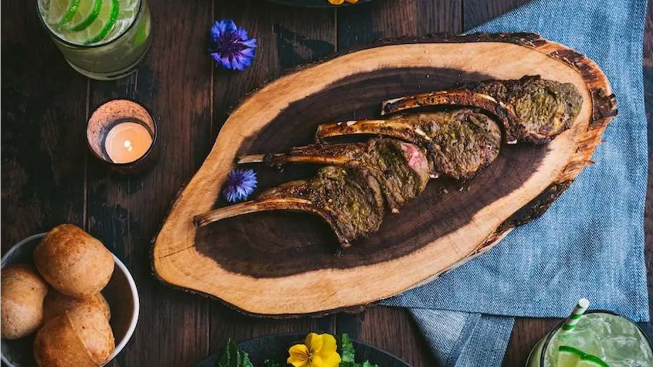 Brazilian-Style Unlimited Grilled Meat Dining: The Ultimate Steakhouse Experience